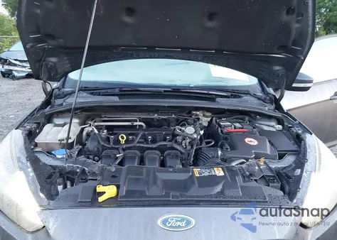 2016 Ford Focus Se z USA, uszkodzony, nr VIN 1FADP3F21GL356625